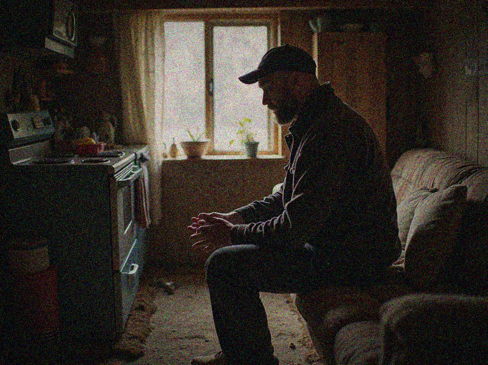 These Homesteaders Live Off the Land (and Prep for the End of the World) - The New York Times